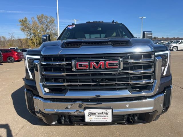 Used 2024 GMC Sierra 2500 SLT w/ SLT Premium Package image 13
