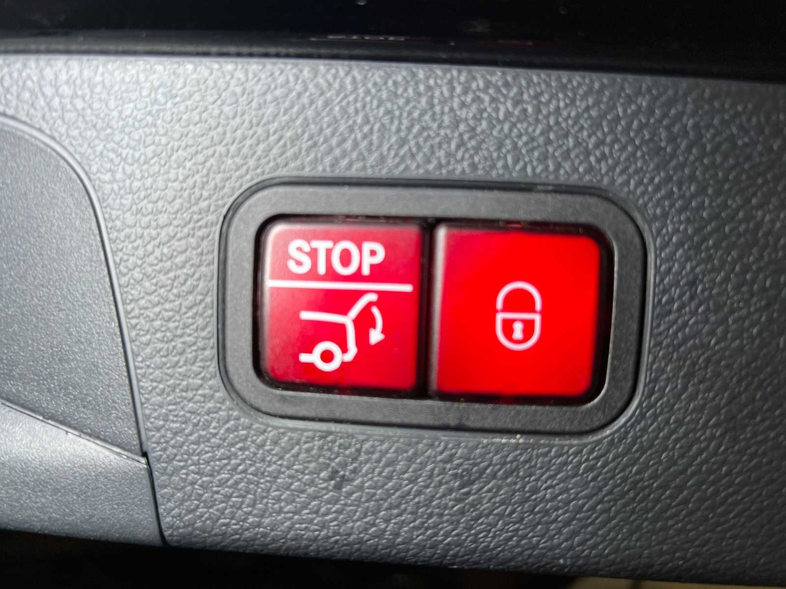 Used 2022 Mercedes-Benz GLC 300 4MATIC image 18