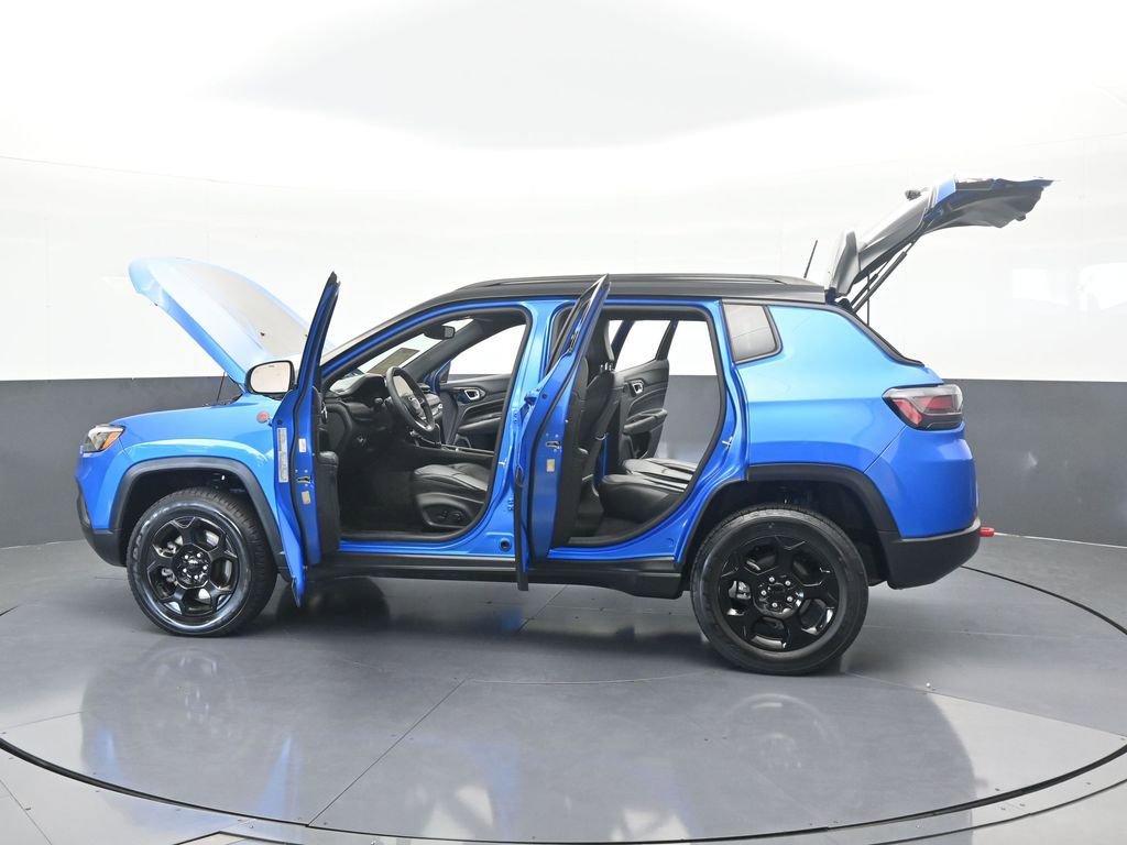 Used 2023 Jeep Compass Trailhawk w/ Trailhawk Elite Group image 74