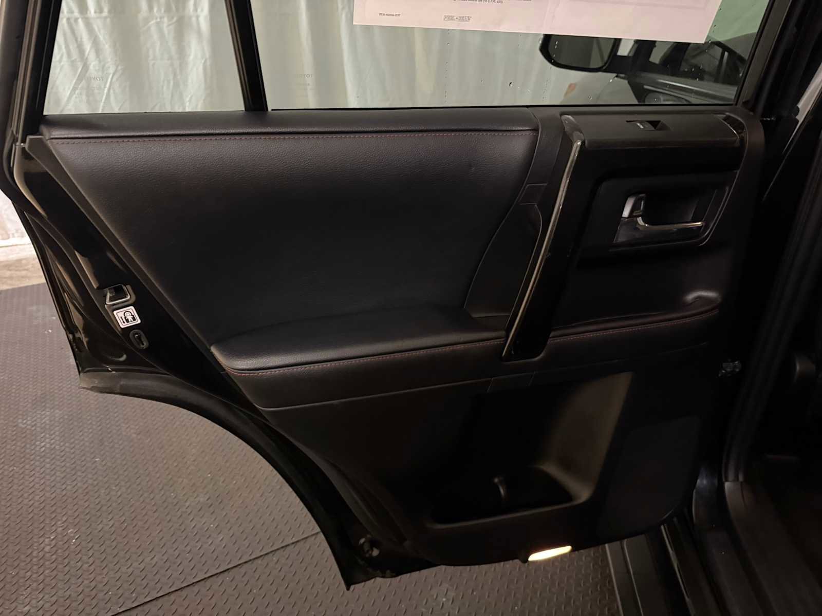 Certified 2022 Toyota 4Runner TRD Off-Road Premium w/ 4Runner Bronze Package (TMS) AWD/4WD image 24