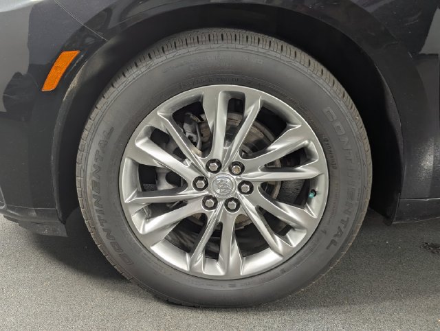 Used 2022 Buick Enclave Avenir w/ Trailering Package, 5000 lbs. AWD/4WD image 9
