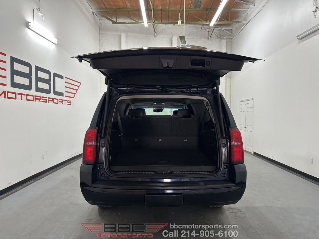 Used 2019 Chevrolet Suburban LT image 13