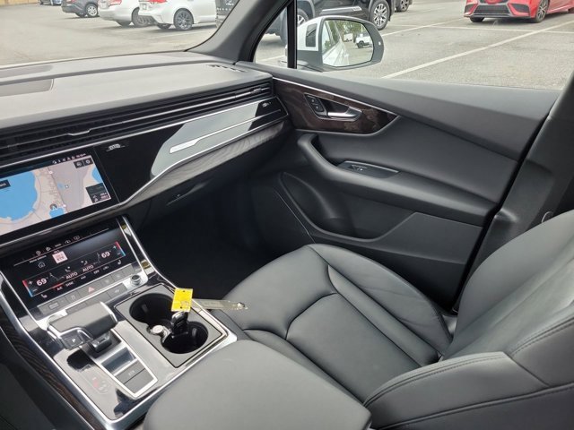 Used 2021 Audi Q7 2.0T Premium w/ Convenience Package image 23