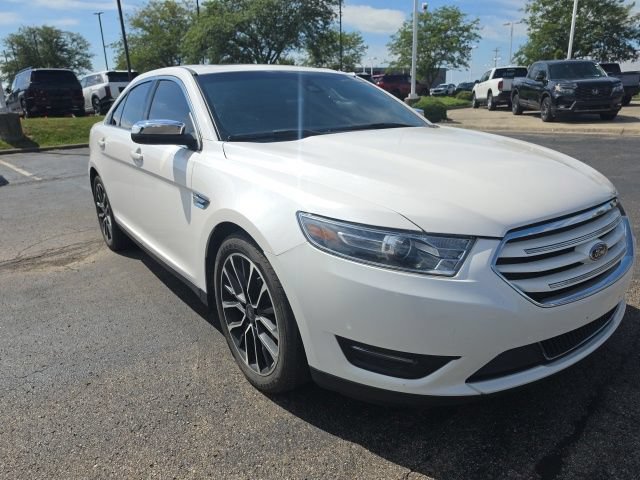 Used 2019 Ford Taurus Limited AWD/4WD image 2