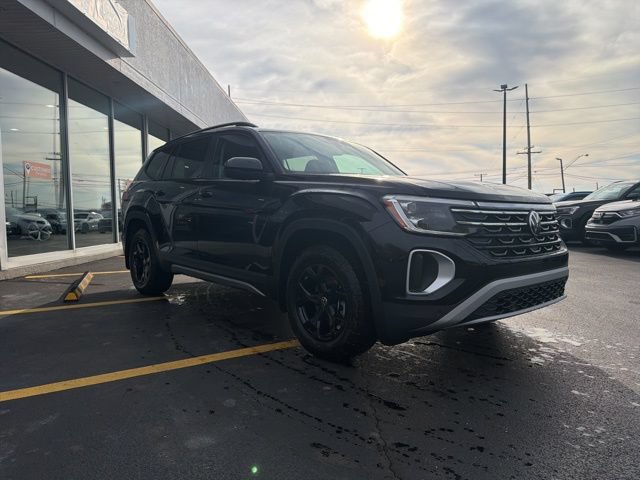 New 2026 Volkswagen Atlas Peak Edition AWD/4WD image 9