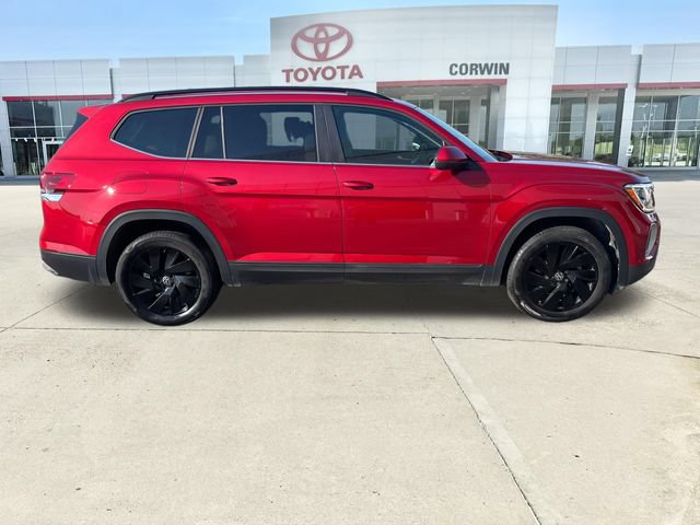 Used 2024 Volkswagen Atlas SE AWD/4WD image 6