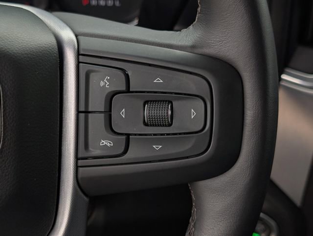 Used 2022 GMC Sierra 1500 SLE image 14