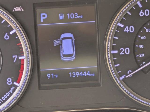 Used 2019 Hyundai Santa Fe SE w/ Cargo Package FWD image 9