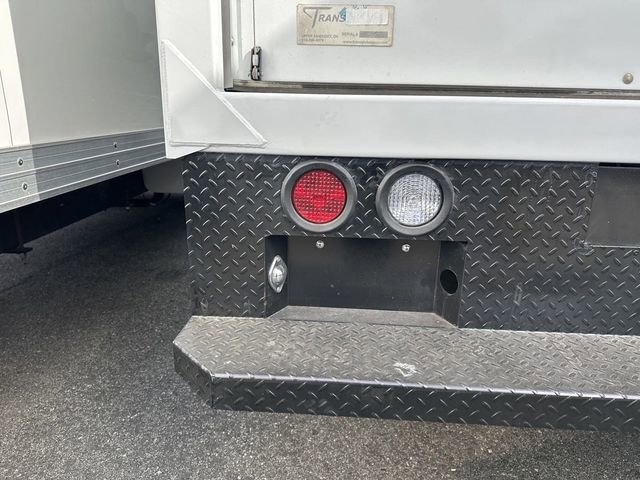 New 2024 Ford E-350 and Econoline 350 Super Duty image 34