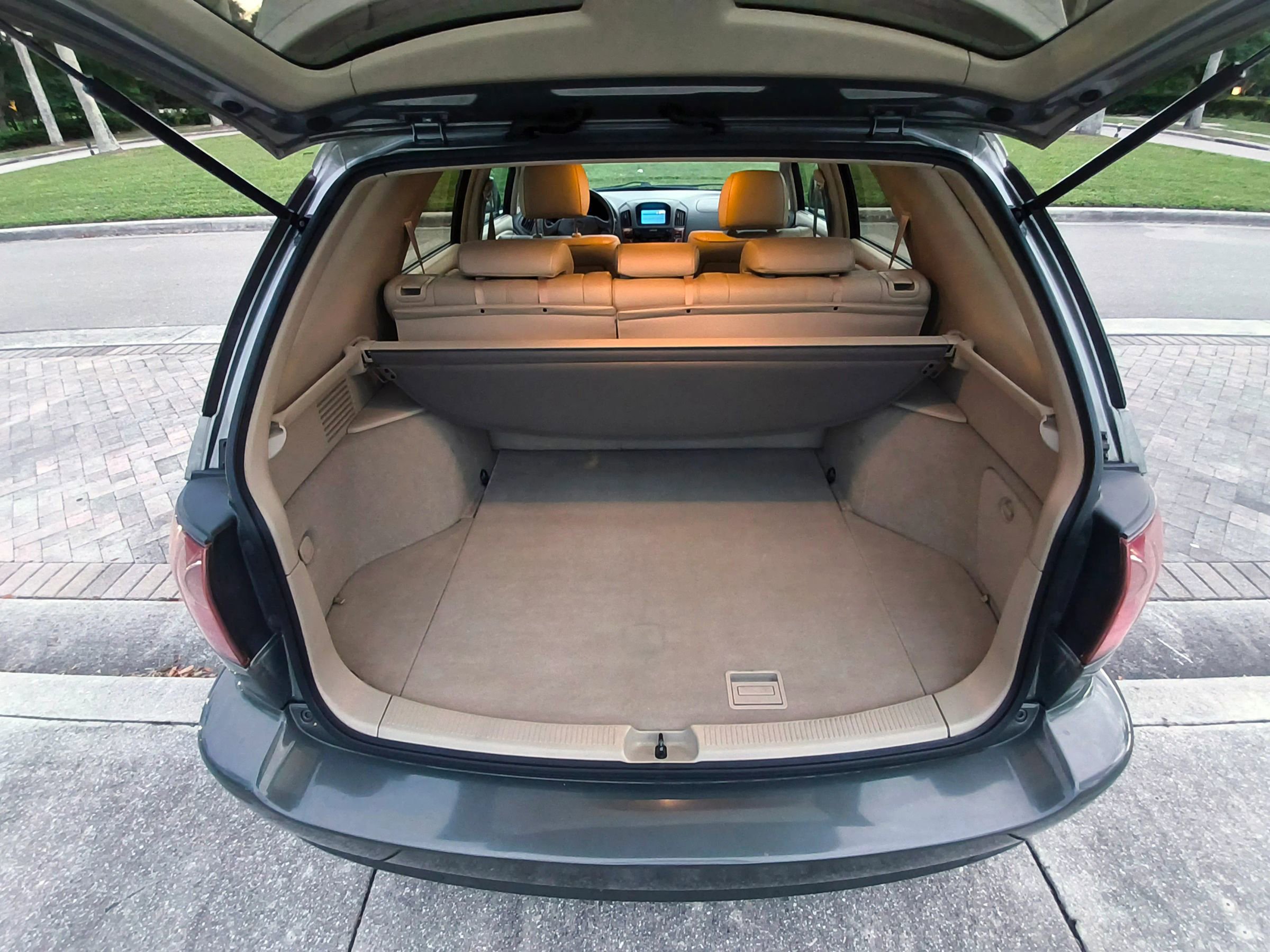 Used 2000 Lexus RX 300 4WD w/ Premium Pkg image 49