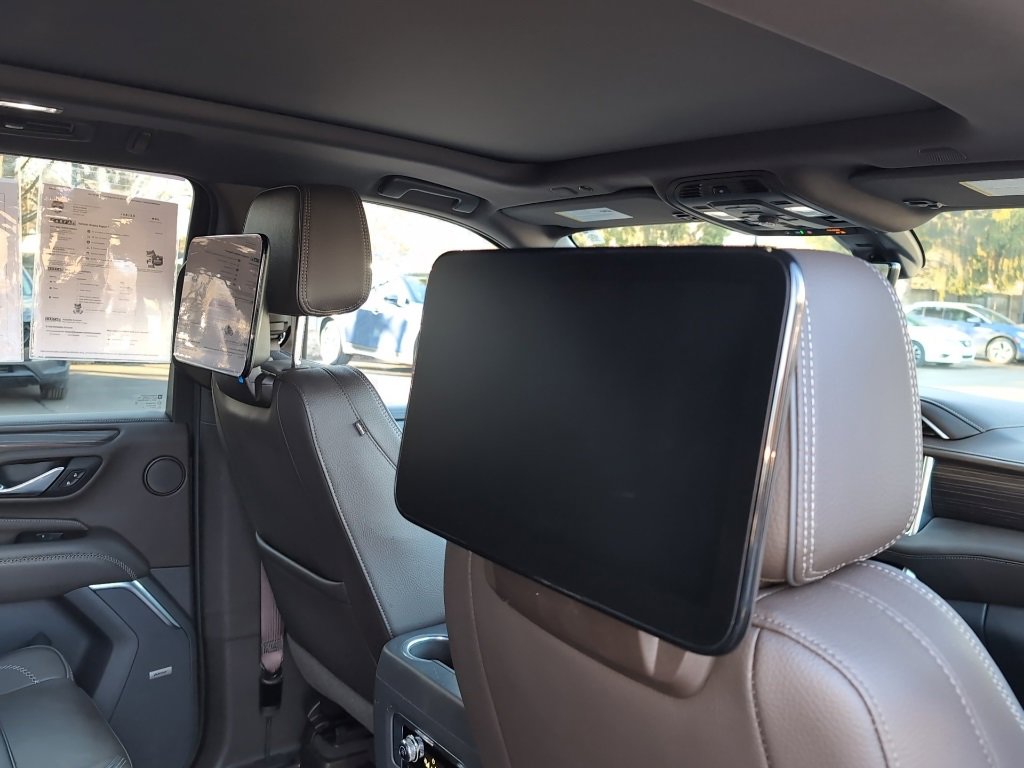 Used 2021 GMC Yukon Denali w/ Denali Ultimate Package image 8