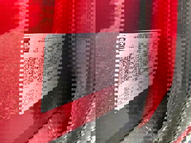 Used 2023 Cadillac Escalade Sport Platinum w/ LPO, ONYX Package image 35