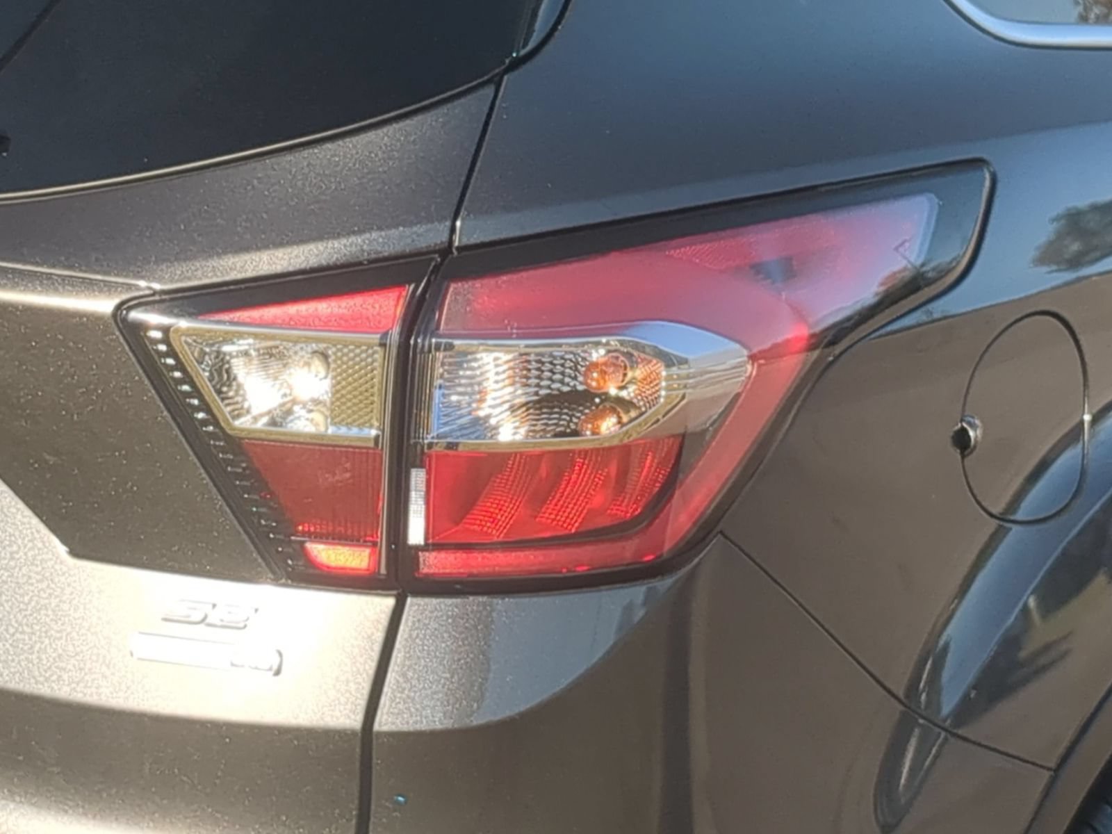 Used 2017 Ford Escape SE w/ Equipment Group 201A AWD/4WD image 32