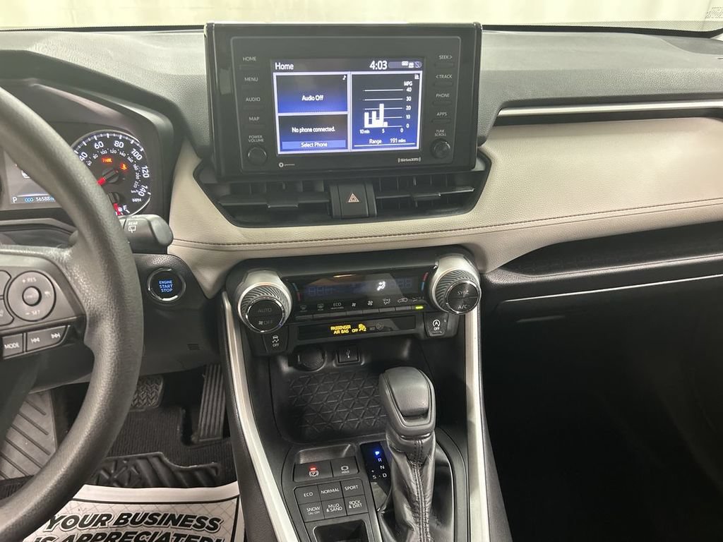 Used 2020 Toyota RAV4 XLE AWD/4WD image 18