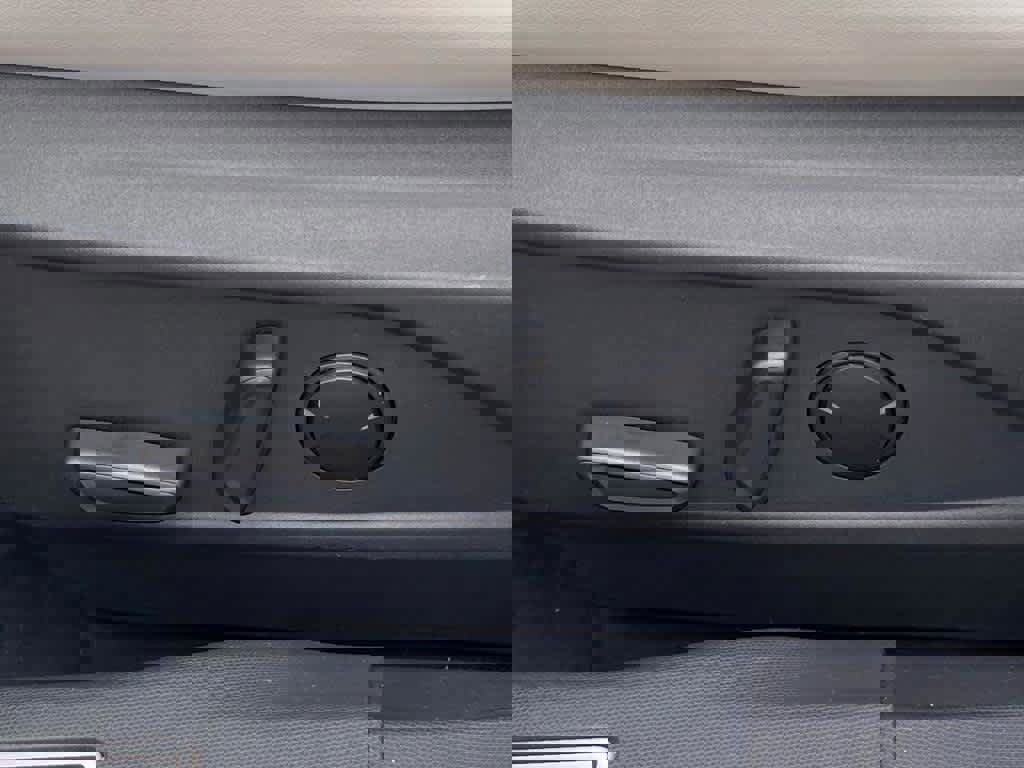 Used 2021 Ford Mustang Mach-E Premium image 15