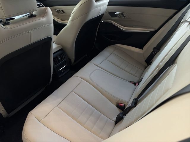 Used 2026 BMW 330i Sedan w/ M Sport Package RWD image 14