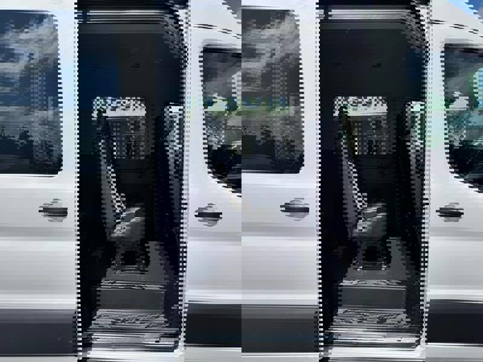 New 2024 Ford Transit 350 XL image 9