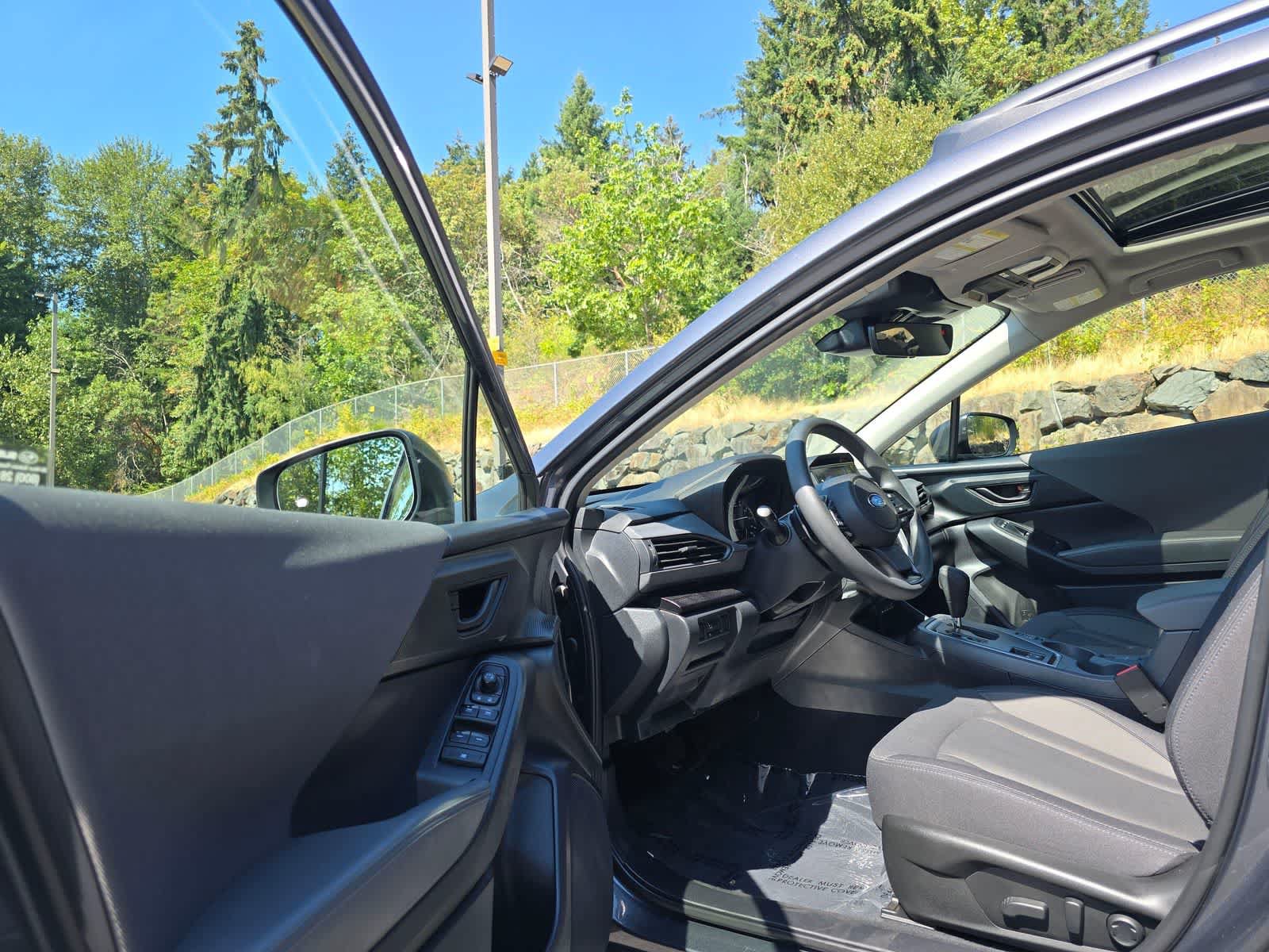 Used 2025 Subaru Crosstrek 2.5i Premium AWD/4WD image 22