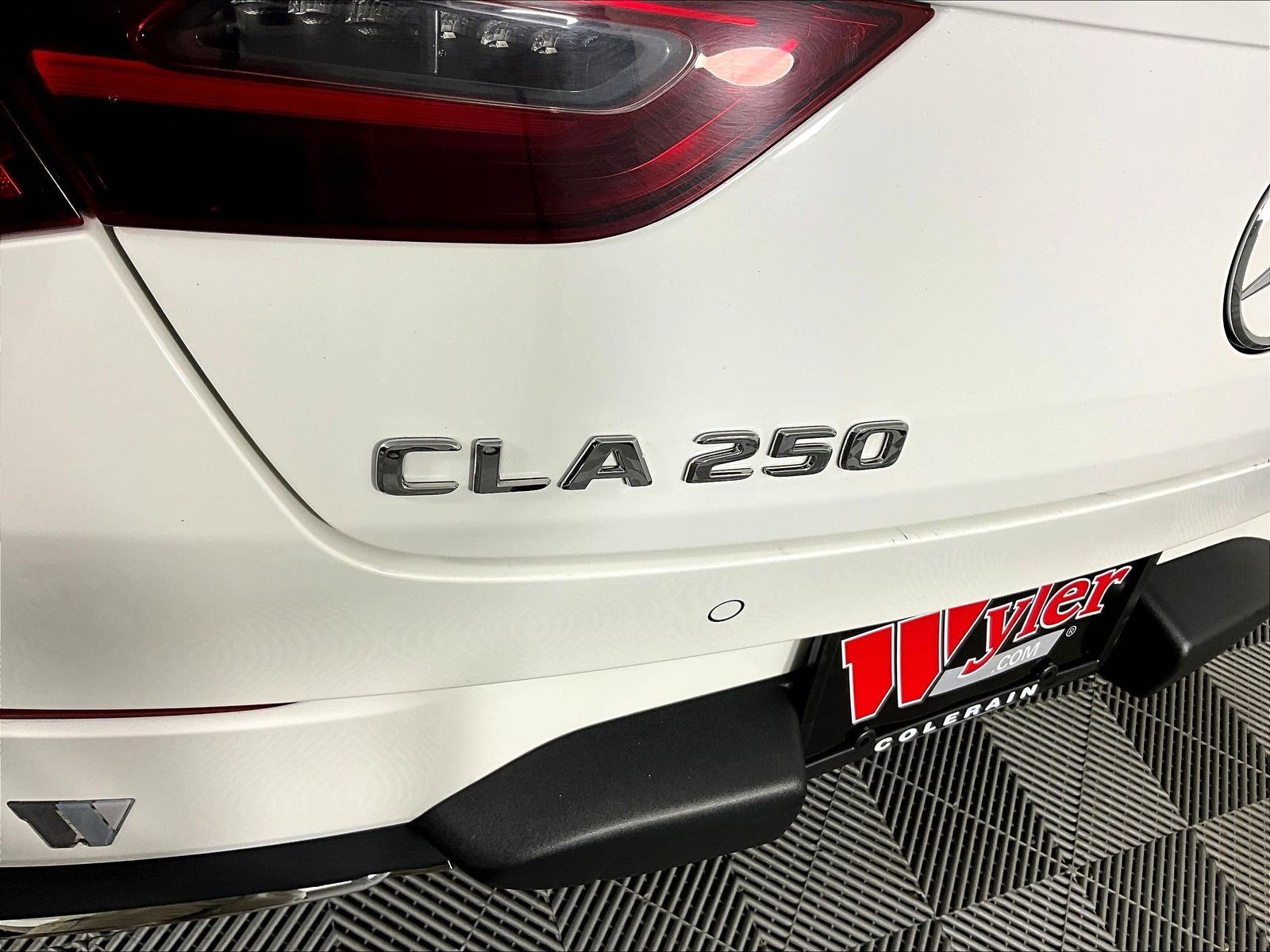 Used 2025 Mercedes-Benz CLA 250 4MATIC image 24