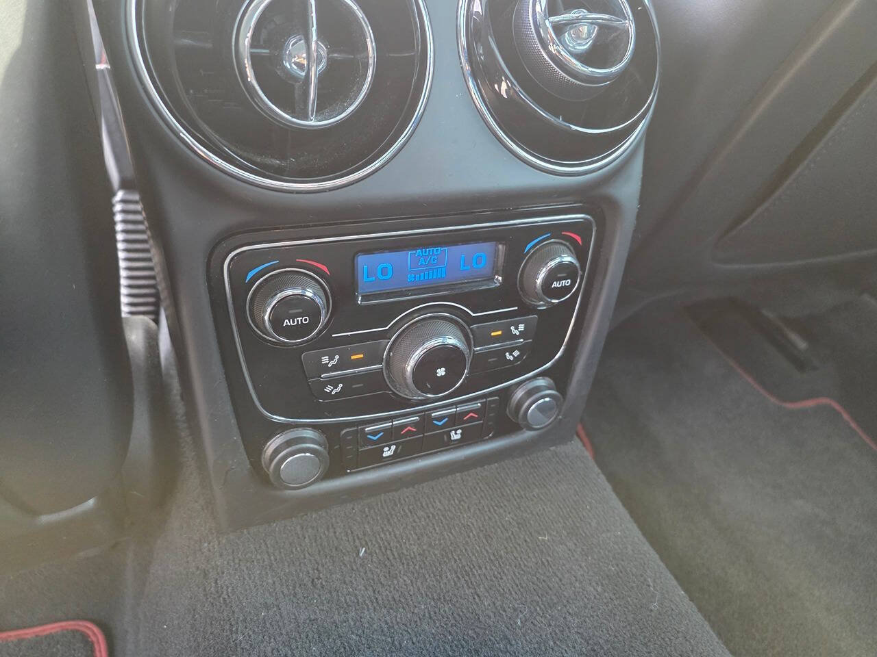 Used 2014 Jaguar XJ R LWB RWD image 22