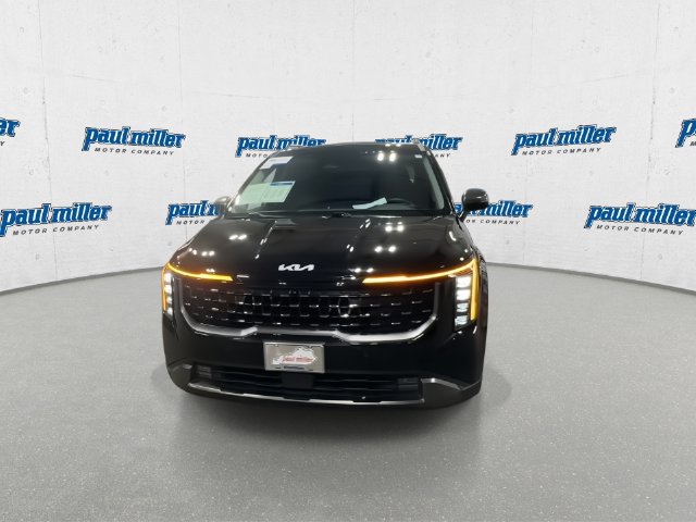 Used 2025 Kia Carnival SX Prestige FWD image 8