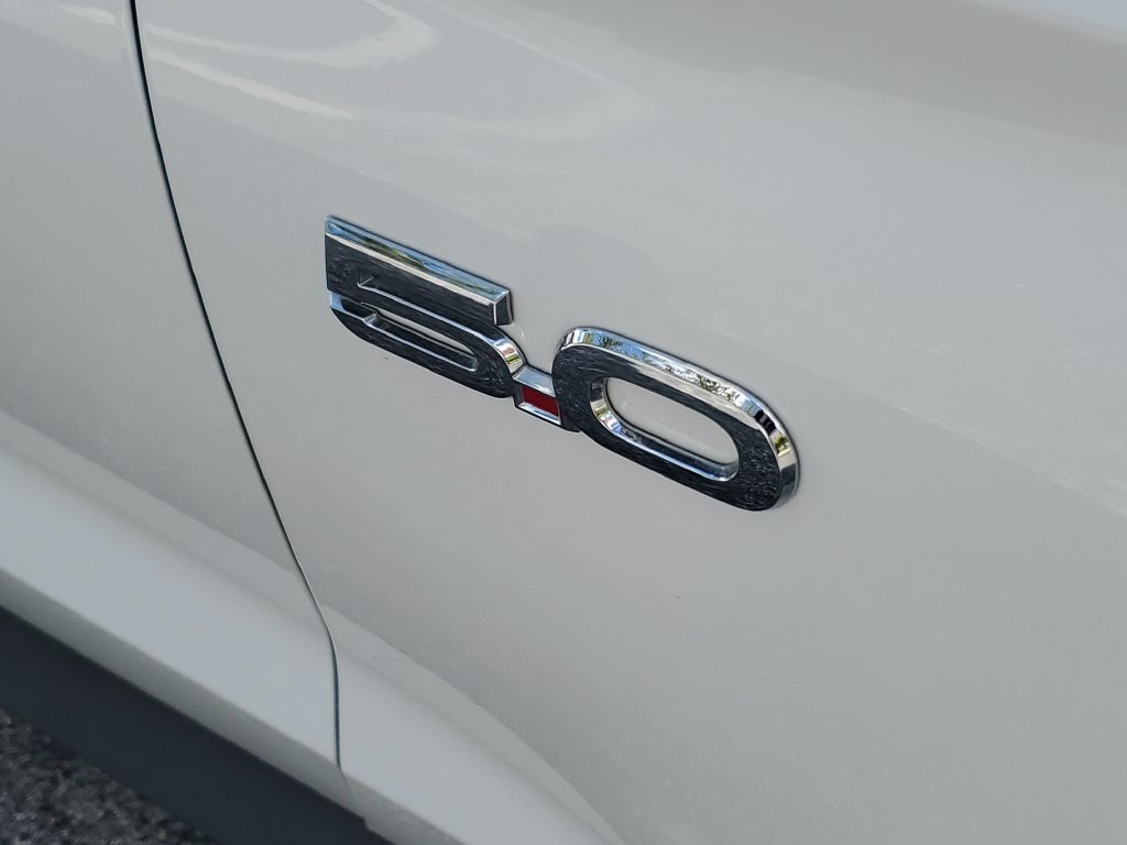 Used 2017 Ford Mustang GT Premium RWD image 7