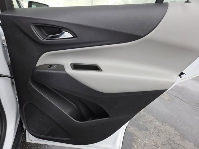 Used 2023 Chevrolet Equinox LT image 23