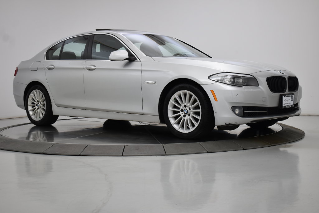 Used 2013 BMW 528i xDrive Sedan AWD/4WD image 11