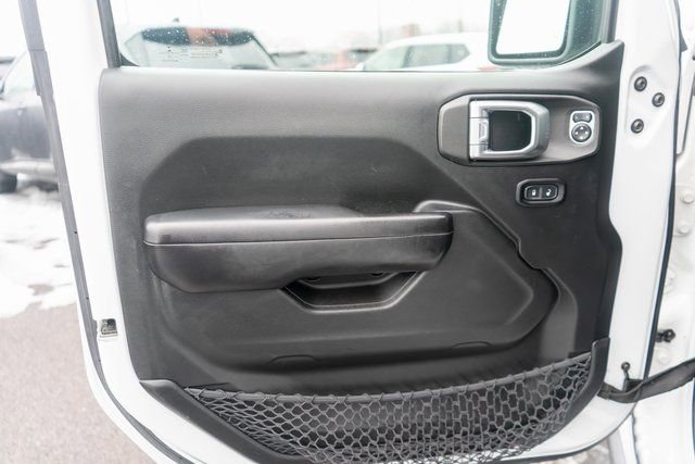 Used 2019 Jeep Wrangler Unlimited Rubicon AWD/4WD image 18