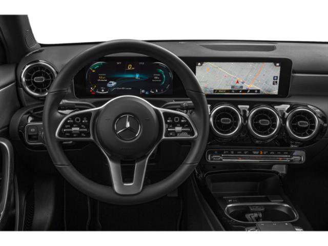 Used 2021 Mercedes-Benz A 220 image 7