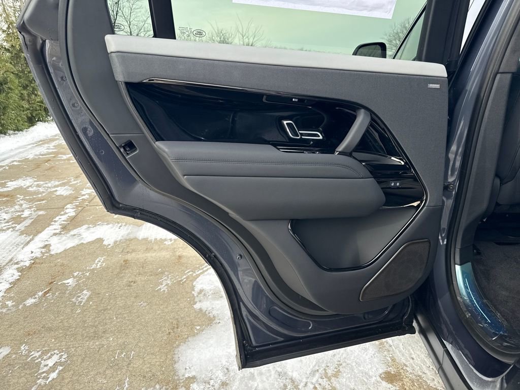 New 2026 Land Rover Range Rover Sport image 13