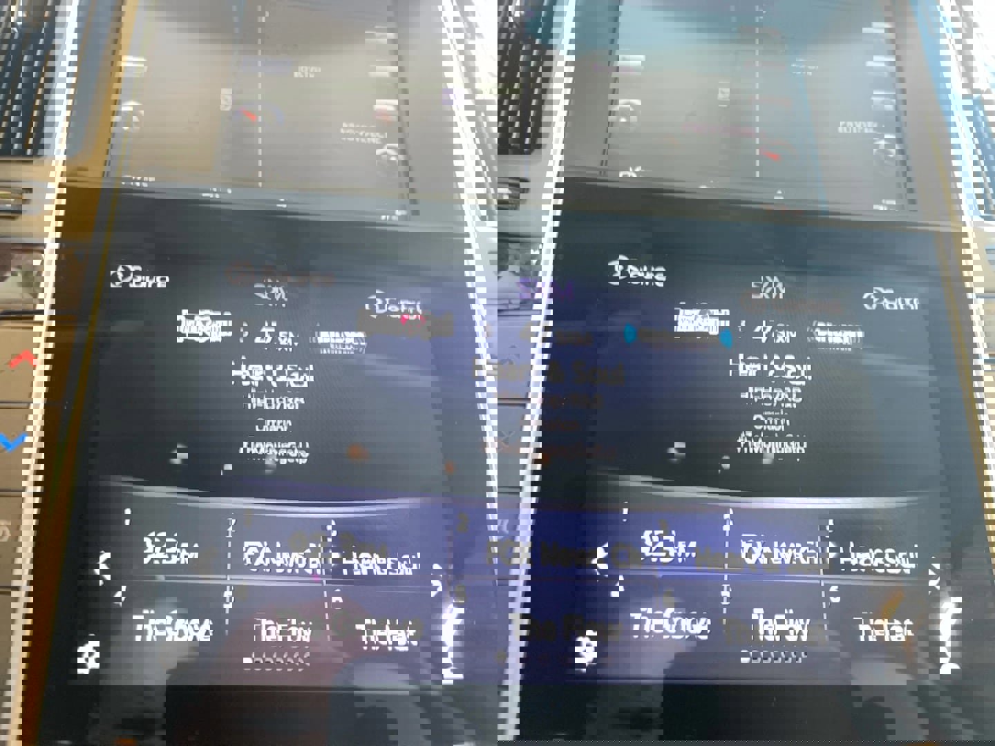 Used 2019 INFINITI Q50 Luxe w/ Essential Package (3.0T Luxe) image 12