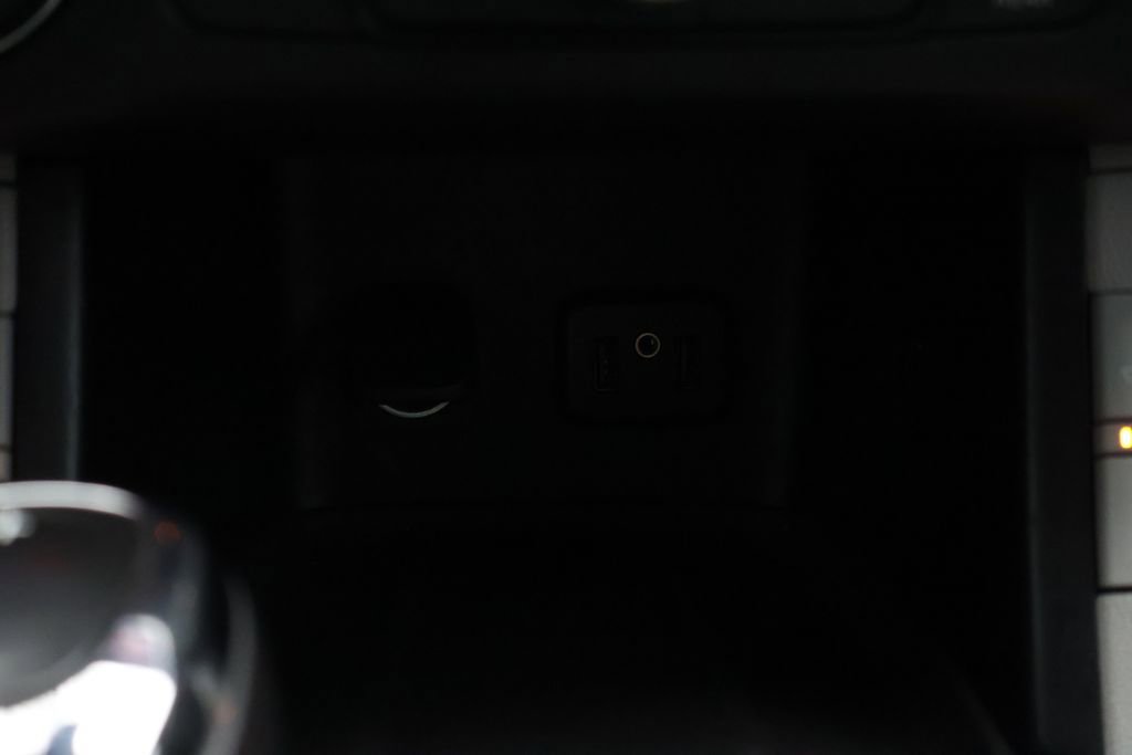 Used 2019 GMC Acadia SLE w/ Driver Alert Package I image 22