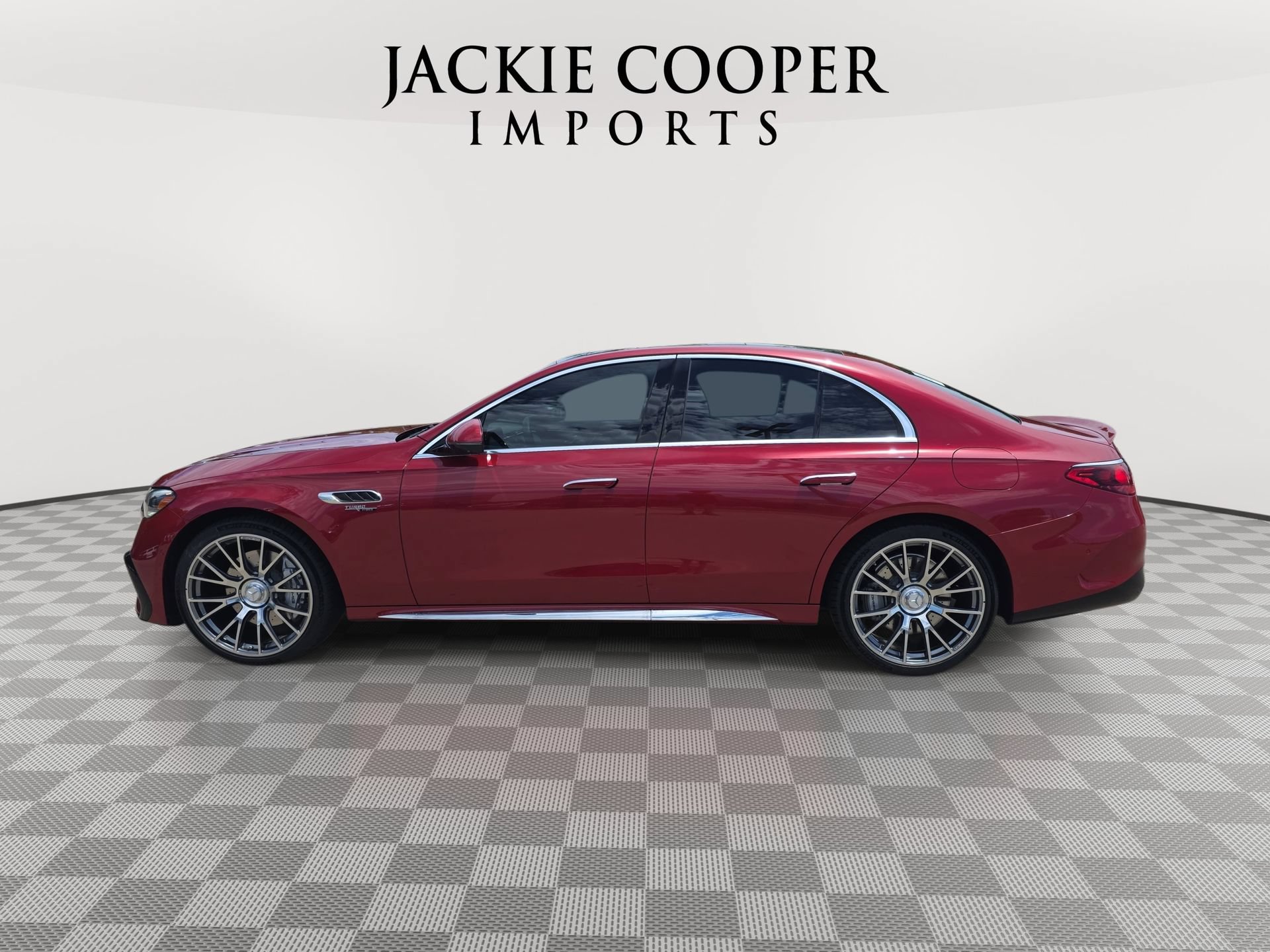 Used 2025 Mercedes-Benz E 53 AMG e 4MATIC Sedan image 8