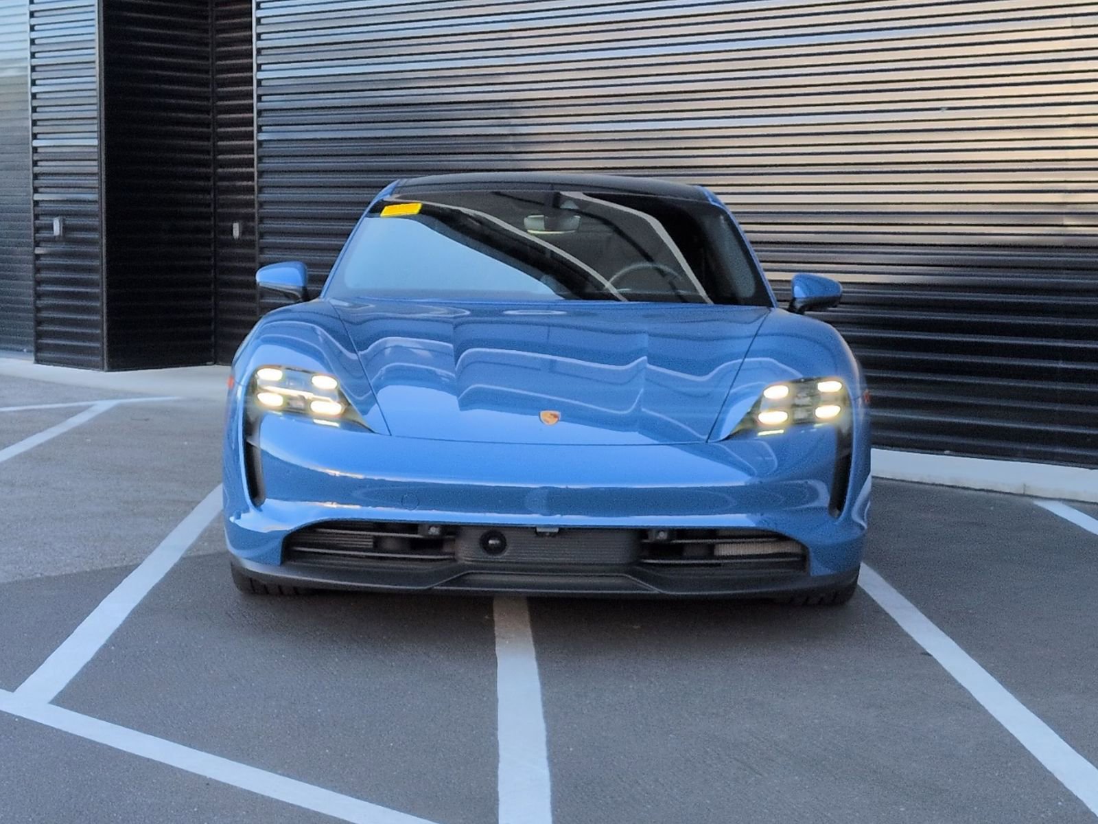 Certified 2023 Porsche Taycan image 6