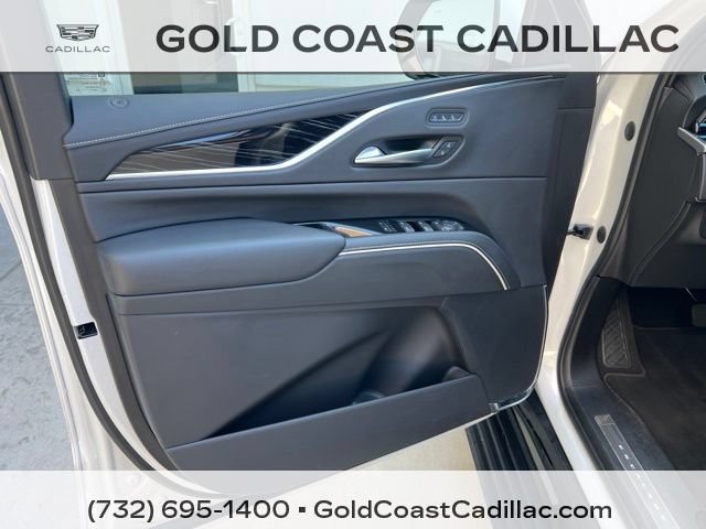 Certified 2023 Cadillac Escalade Sport w/ LPO, ONYX Package AWD/4WD image 20