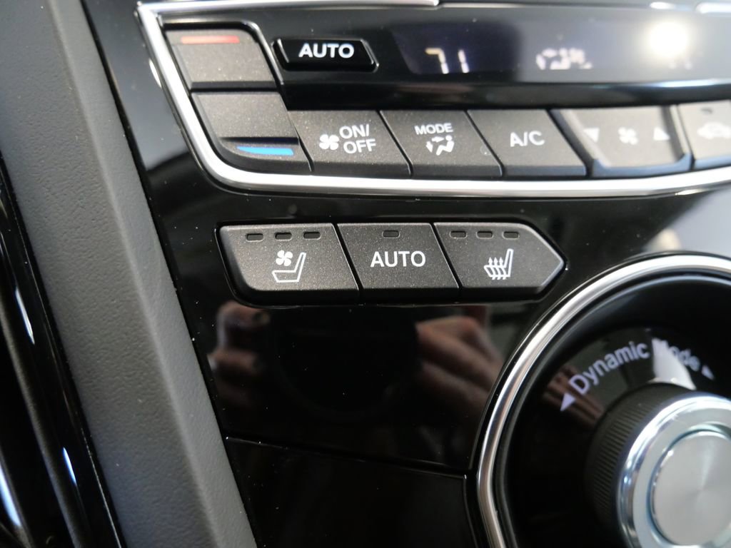 Used 2025 Acura RDX SH-AWD w/ Advance Package image 32