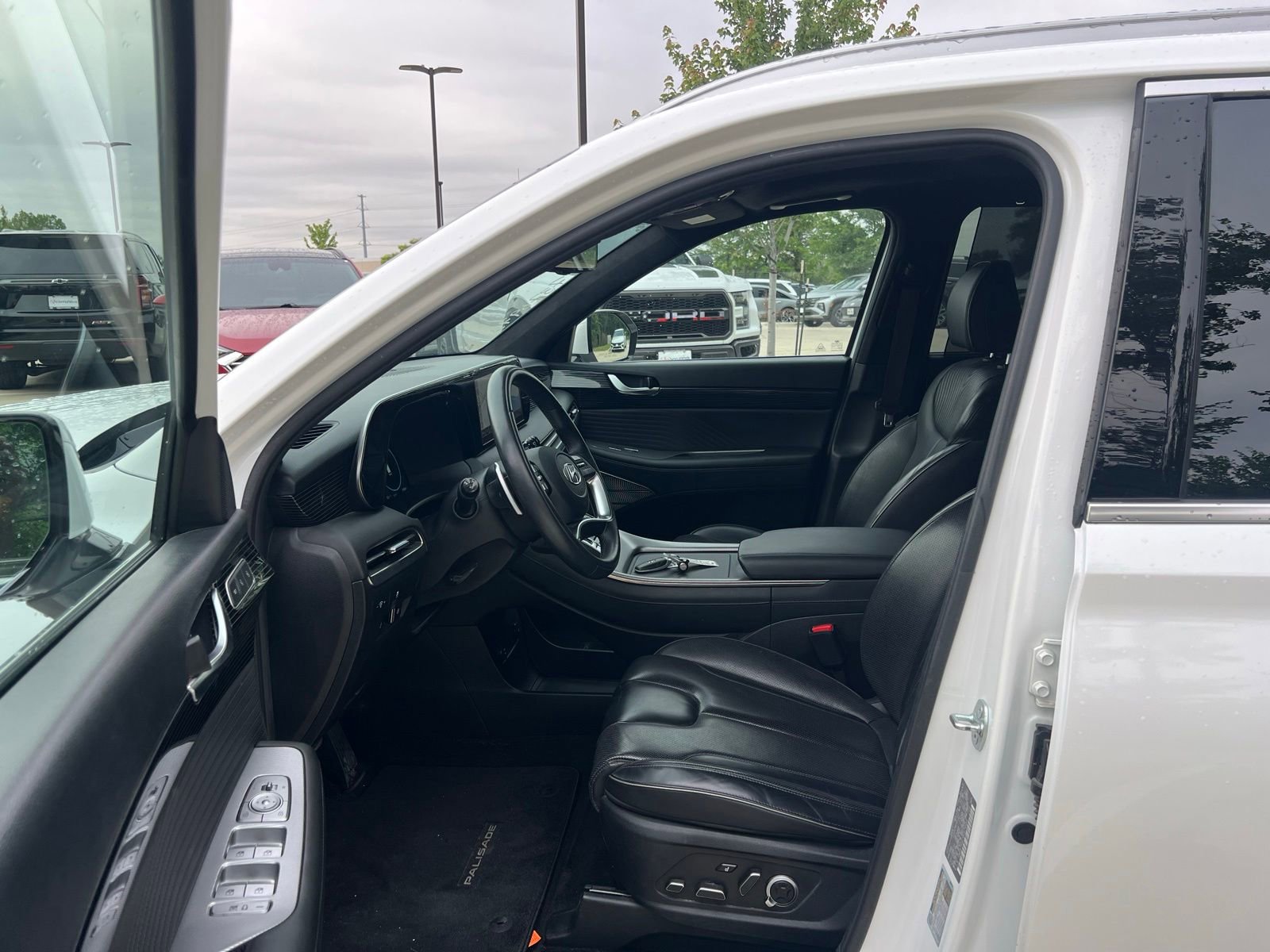 Used 2024 Hyundai Palisade Calligraphy FWD image 27