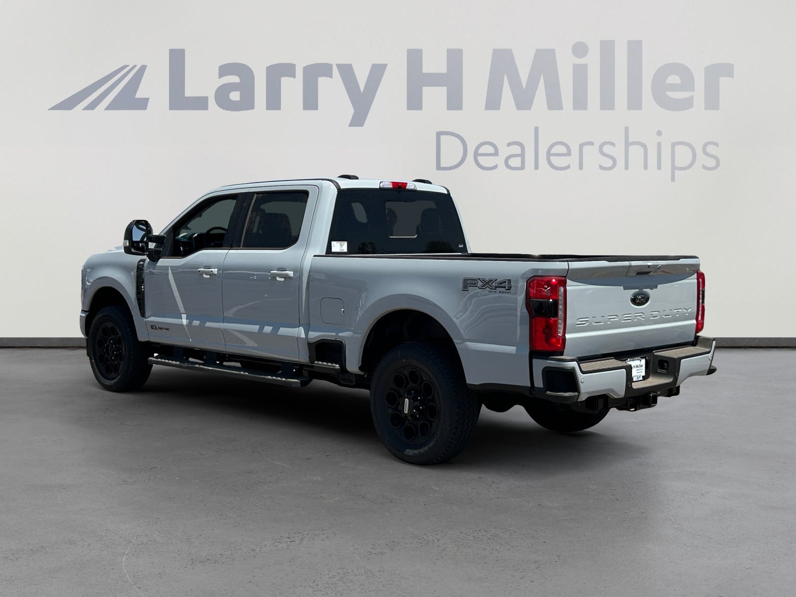 New 2026 Ford F250 Lariat w/ Black Appearance Package AWD/4WD image 3