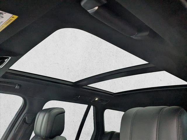 Used 2019 Land Rover Range Rover HSE image 15