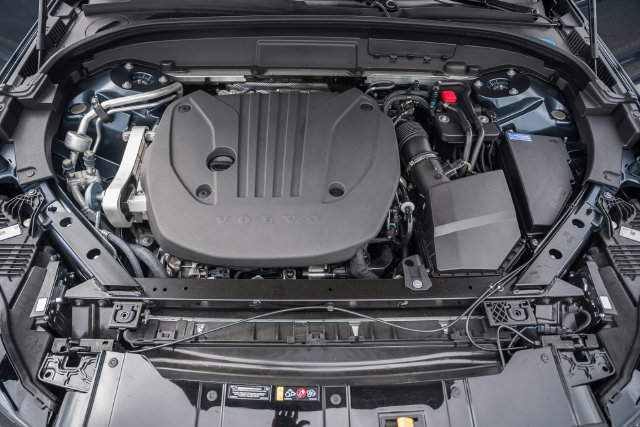 New 2027 Volvo XC60 B5 Ultra AWD/4WD image 21