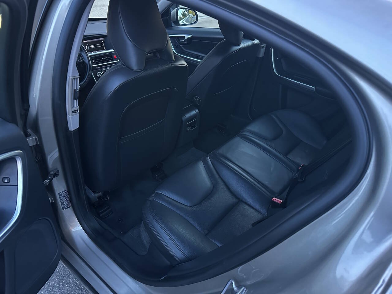 Used 2014 Volvo S60 T5 AWD/4WD image 15