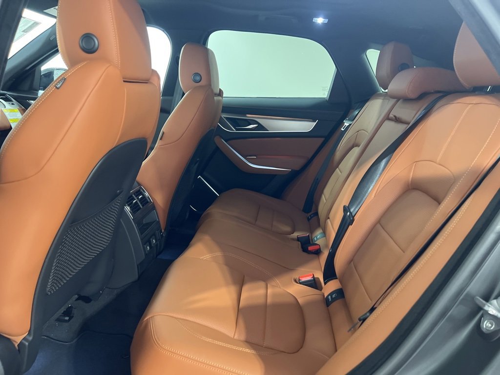 New 2026 Jaguar F-PACE R-Dynamic S image 22