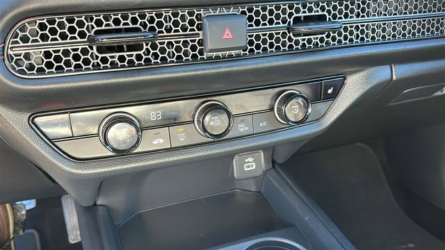 Used 2025 Honda HR-V Sport image 16