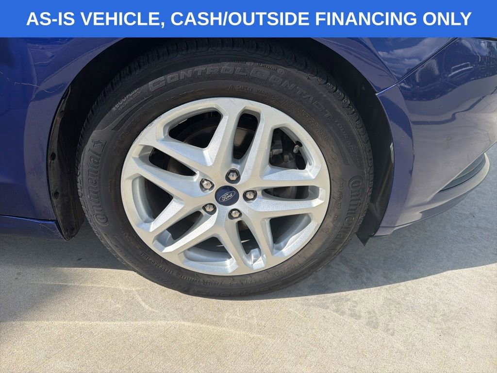 Used 2015 Ford Fusion SE image 9