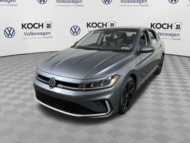 New 2026 Volkswagen Jetta SE FWD image 3