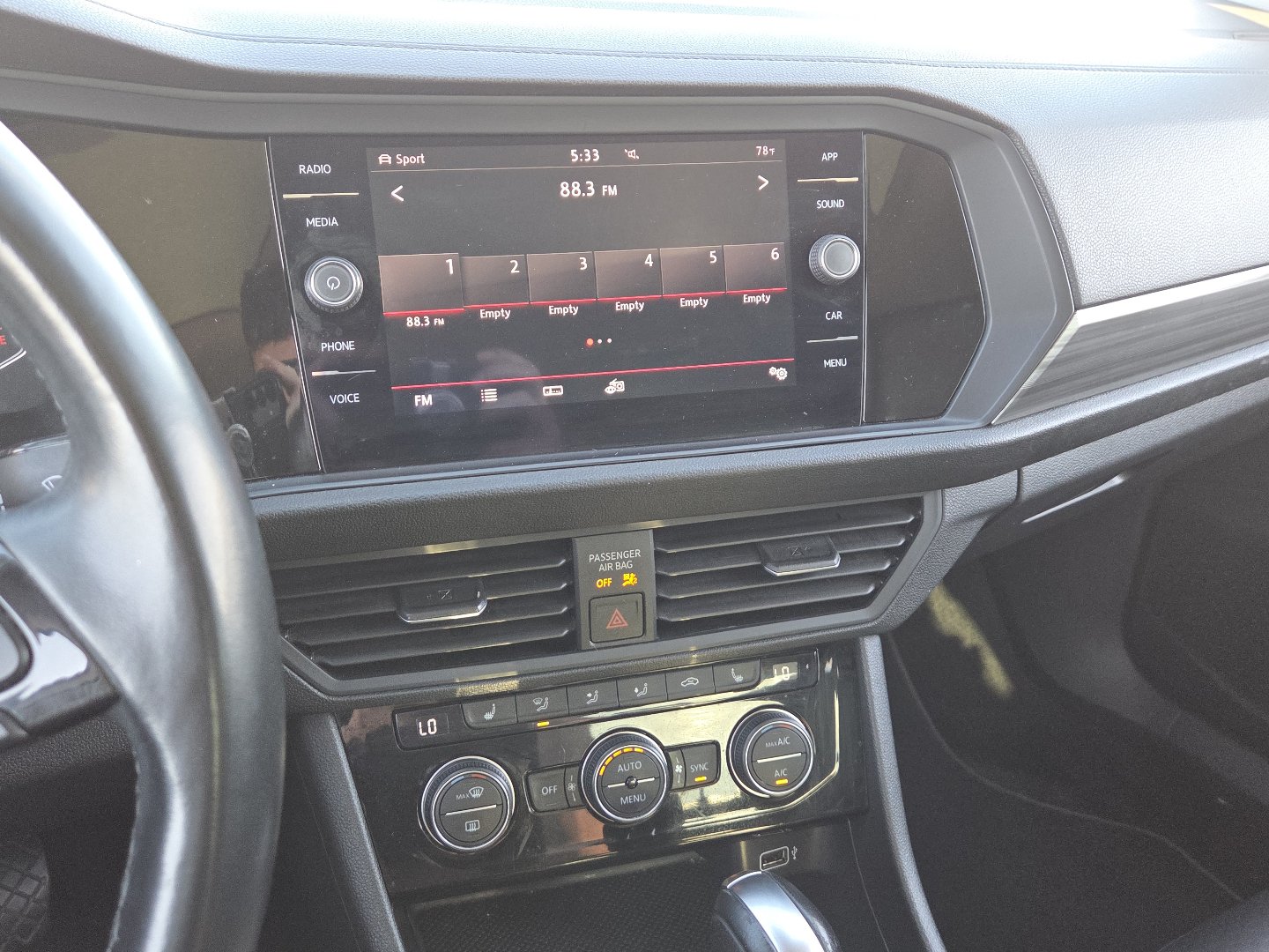 Used 2019 Volkswagen Jetta SEL FWD image 27