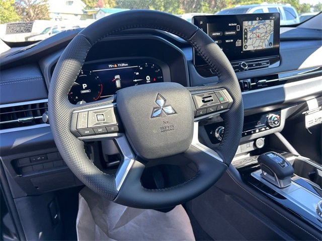 New 2025 Mitsubishi Outlander AWD image 6