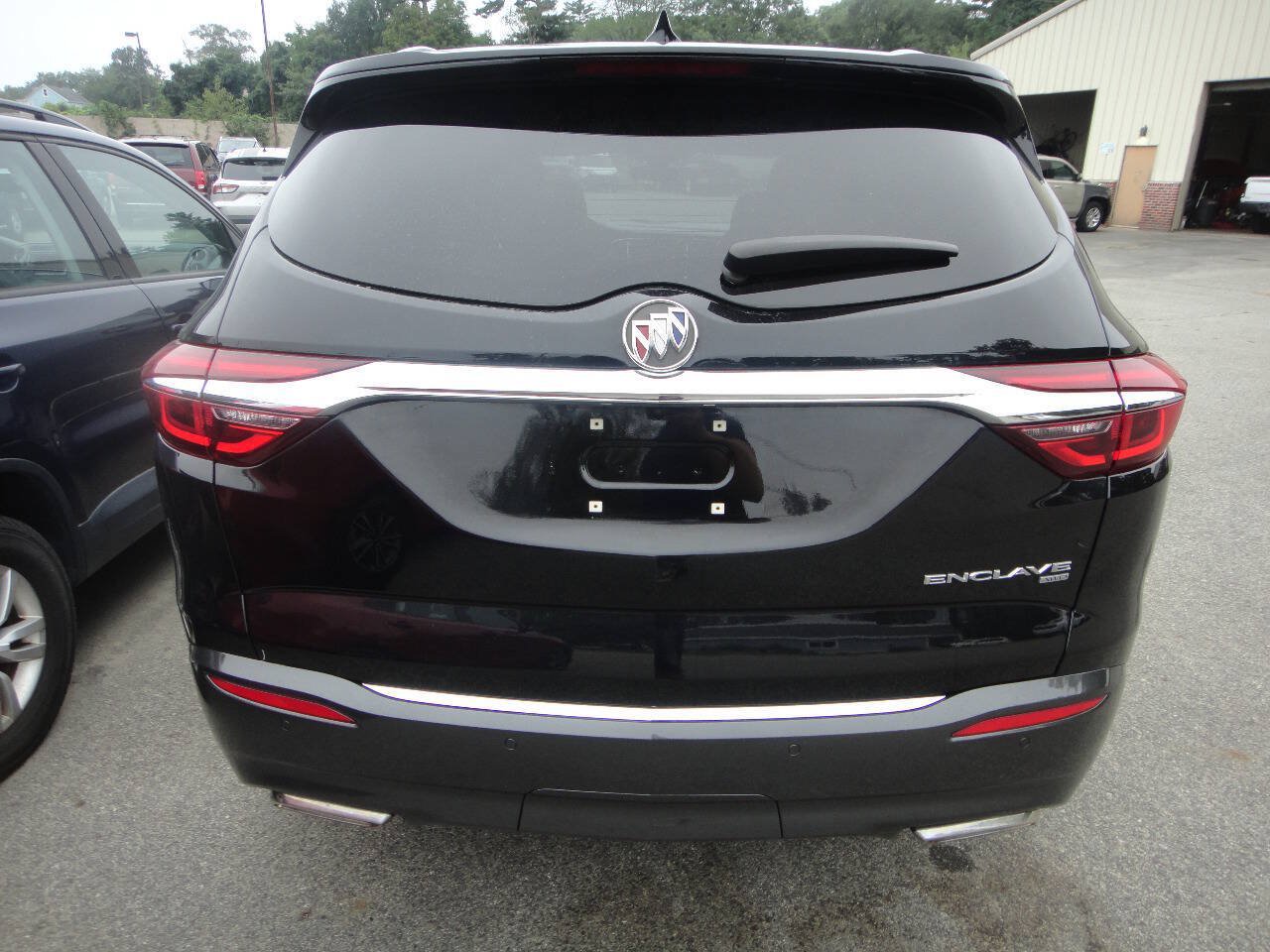 Used 2019 Buick Enclave Premium w/ Trailering Package, 5000 lbs. AWD/4WD image 5