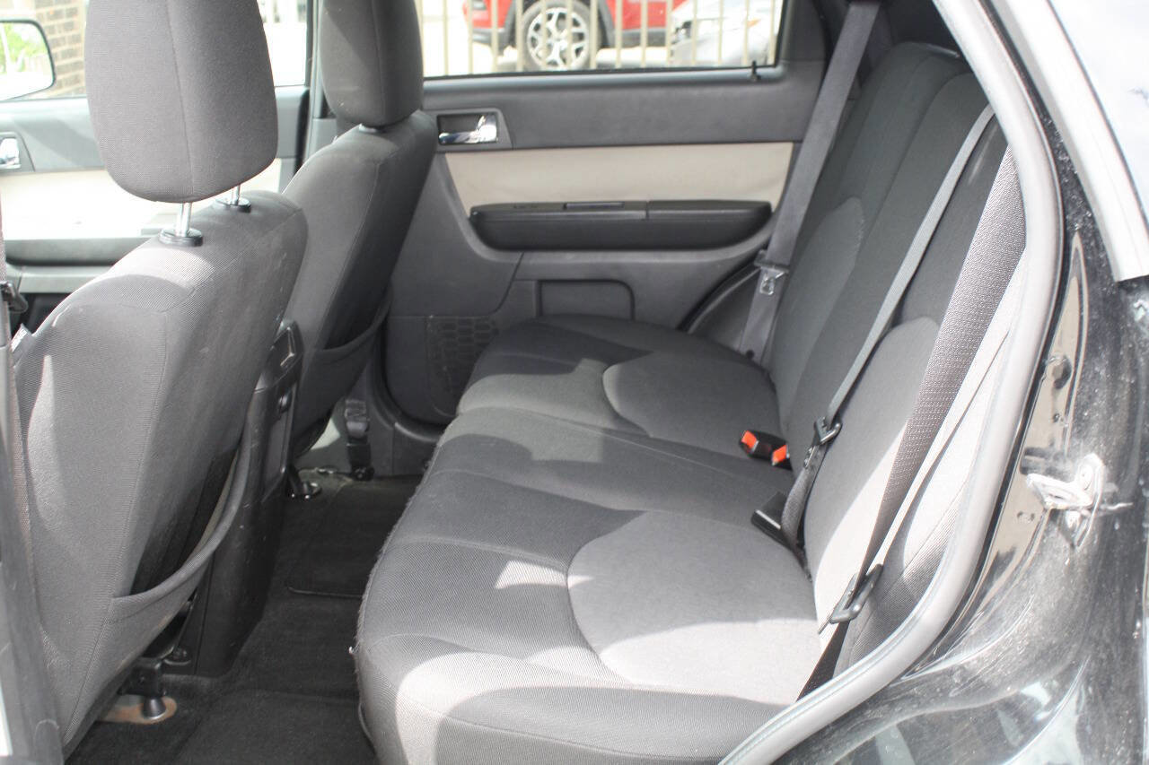 Used 2009 Mercury Mariner 4WD image 7